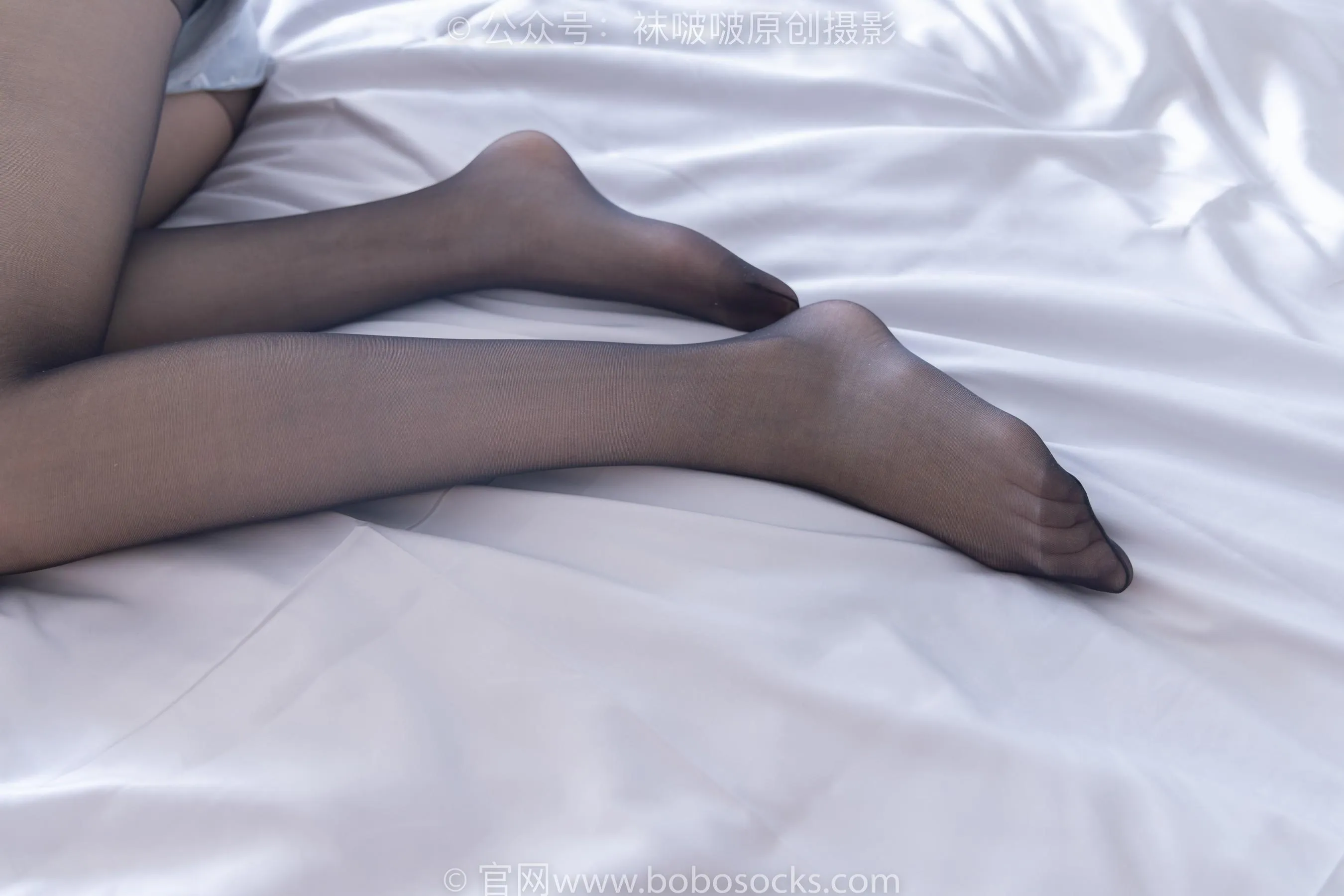 [BoBoSocks袜啵啵]NO.215 小甜豆-三双帆布鞋板鞋、厚白丝、黑丝[23] [54P]插图9